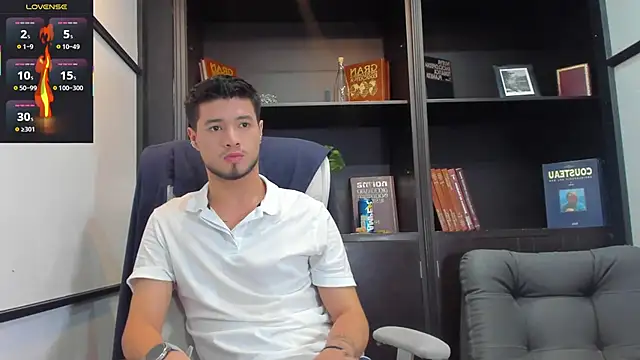 Snapshot of EdwardRoss_ chatting on February 27, 2025, 7:15 pm EdwardRoss online show from February 27, 2025, 7:15 pm