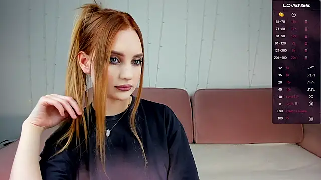 Ria Woodss online show from February 1, 2025, 5:16 pm