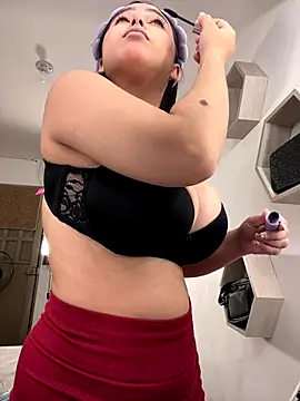 Snapshot of RexxaYBlade chatting on December 15, 2025, 5:19 pm RexxaYBlade online show from December 15, 2025, 5:19 pm