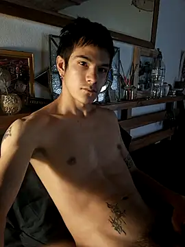 LYZBORNHD online show from January 7, 2025, 3:12 pm