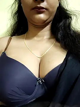 Snapshot of Karin-007 chatting on September 18, 2025, 11:13 am Karin-007 online show from September 18, 2025, 11:13 am