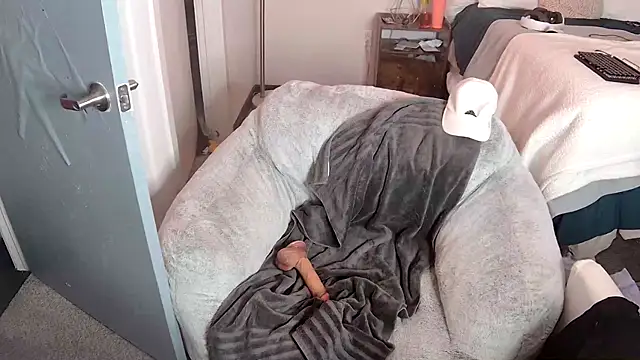 Snapshot of mistermouthy chatting on September 16, 2025, 1:28 am mistermouthy online show from September 16, 2025, 1:28 am