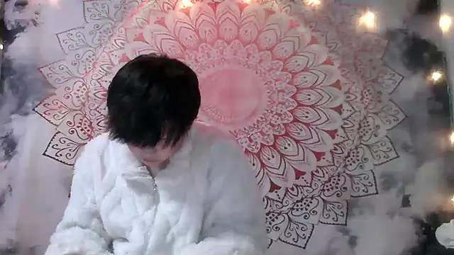 XiaNa2023 online show from December 14, 2024, 3:36 pm