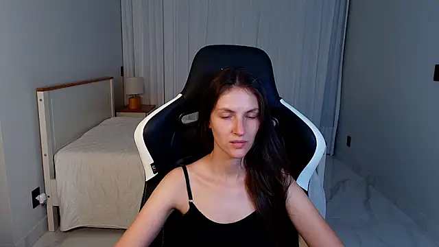 upssnowy online show from March 17, 2026, 9:18 pm