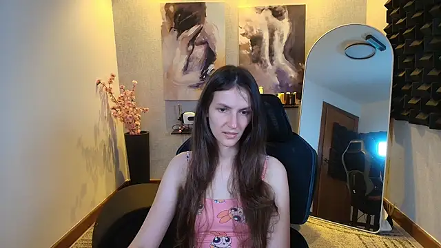 upssnowy online show from September 15, 2025, 10:21 pm