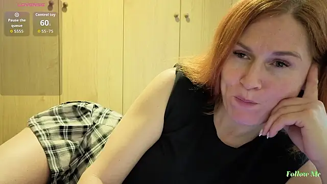 Sheandhim23 online show from February 25, 2026, 1:11 pm