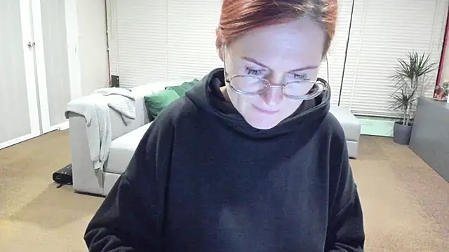 Snapshot of Sheandhim23 chatting on January 24, 2025, 6:14 am Sheandhim23 online show from January 24, 2025, 6:14 am