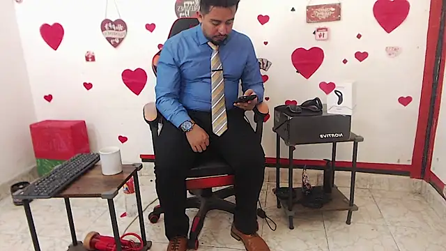 Snapshot of KalethBigDick chatting on February 18, 2026, 6:22 am KalethBigDick online show from February 18, 2026, 6:22 am