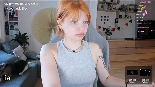 Snapshot of lil_lia chatting on September 27, 2025, 5:24 am lil lia online show from September 27, 2025, 5:24 am
