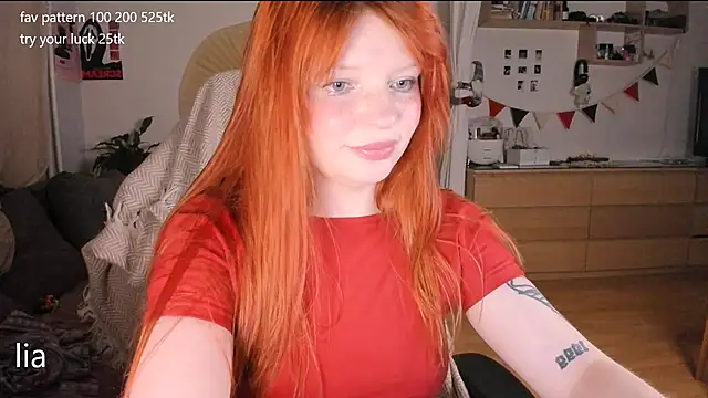 Snapshot of lil_lia chatting on February 11, 2026, 8:52 pm lil lia online show from February 11, 2026, 8:52 pm