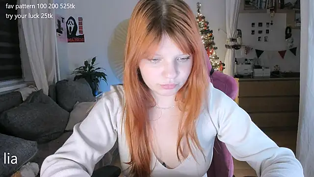 Snapshot of lil_lia chatting on January 18, 2026, 10:13 pm lil lia online show from January 18, 2026, 10:13 pm