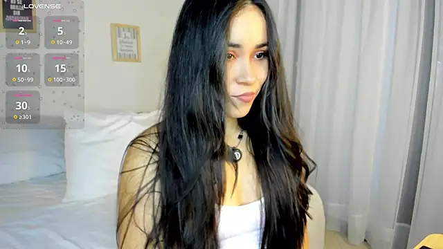 Loren moreno online show from March 19, 2026, 3:50 am