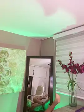 haiiley more online show from February 2, 2025, 10:46 am