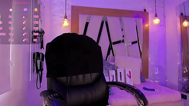 Snapshot of ary_cooper_ chatting on March 14, 2025, 4:09 pm ary cooper online show from March 14, 2025, 4:09 pm