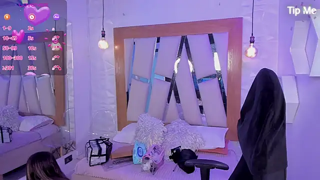 Snapshot of ary_cooper_ chatting on October 4, 2025, 1:34 pm ary cooper online show from October 4, 2025, 1:34 pm