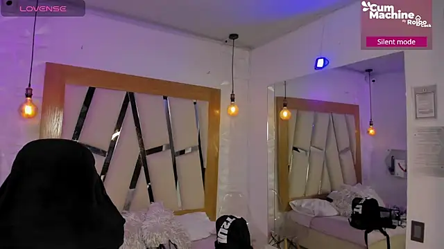 Snapshot of ary_cooper_ chatting on September 27, 2025, 12:22 pm ary cooper online show from September 27, 2025, 12:22 pm