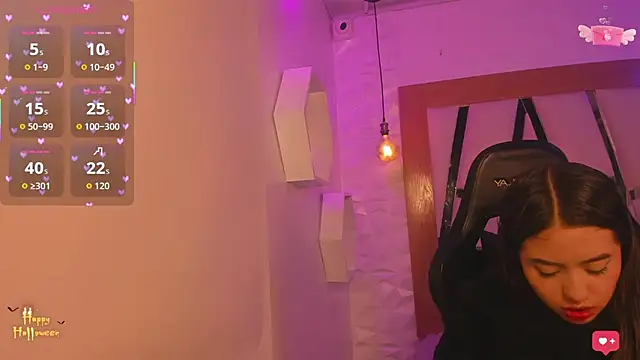 Snapshot of ary_cooper_ chatting on November 14, 2025, 11:36 am ary cooper online show from November 14, 2025, 11:36 am