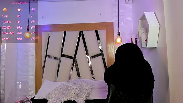 Snapshot of ary_cooper_ chatting on September 18, 2025, 12:41 pm ary cooper online show from September 18, 2025, 12:41 pm