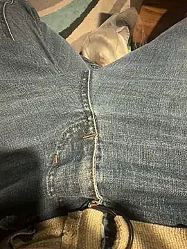 Kissoks1xh online show from March 16, 2026, 8:55 pm