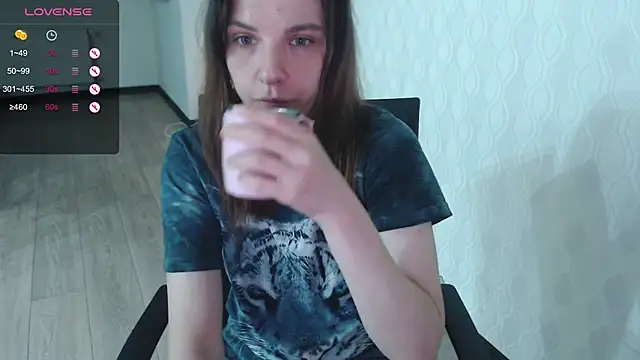 LisaHeart online show from October 2, 2025, 6:00 pm