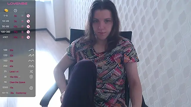 LisaHeart online show from October 7, 2025, 10:49 am