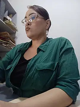 Miss Agatha online show from April 13, 2026, 1:15 pm