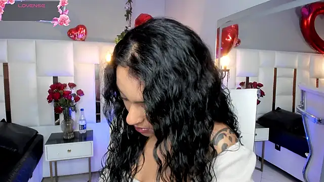 Snapshot of magic_marg chatting on February 20, 2025, 8:36 pm magic marg online show from February 20, 2025, 8:36 pm