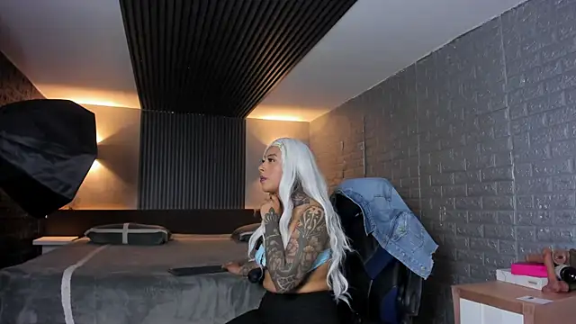 magic marg online show from October 31, 2025, 9:00 pm