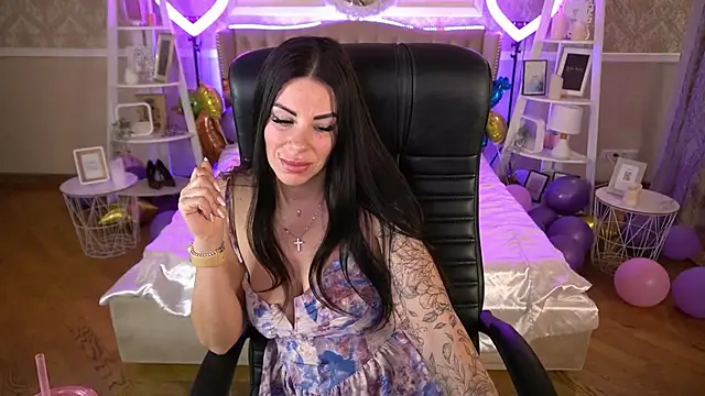Snapshot of IsabellaFoxyy chatting on February 1, 2025, 1:41 pm IsabellaFoxyy online show from February 1, 2025, 1:41 pm