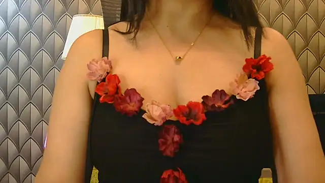 Snapshot of Mishika_Gill chatting on June 2, 2026, 2:11 am Mishika Gill online show from June 2, 2026, 2:11 am