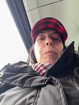 Snapshot of eveangelll chatting on March 18, 2025, 7:55 am eveangelll online show from March 18, 2025, 7:55 am