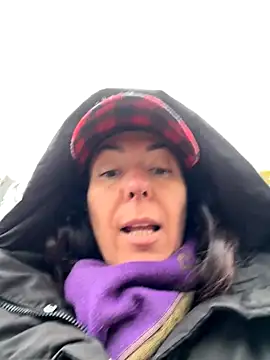 Snapshot of eveangelll chatting on November 10, 2025, 7:24 am eveangelll online show from November 10, 2025, 7:24 am