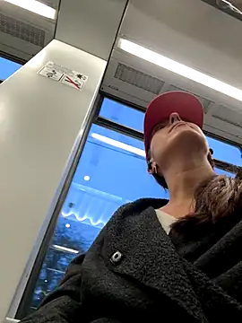 Snapshot of eveangelll chatting on October 28, 2025, 4:57 am eveangelll online show from October 28, 2025, 4:57 am