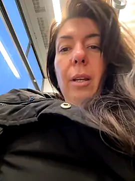 Snapshot of eveangelll chatting on November 20, 2025, 5:19 am eveangelll online show from November 20, 2025, 5:19 am