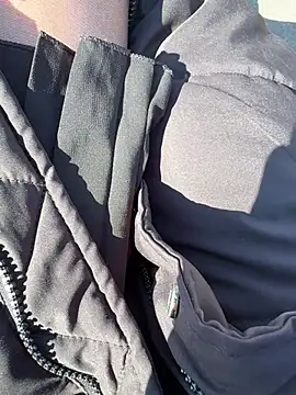 Snapshot of eveangelll chatting on March 21, 2025, 11:12 am eveangelll online show from March 21, 2025, 11:12 am