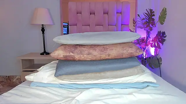 Snapshot of Voluptupus-girl chatting on March 11, 2025, 9:26 pm Voluptupus-girl online show from March 11, 2025, 9:26 pm