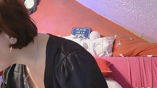 Snapshot of lanax chatting on May 19, 2026, 12:23 pm lanax online show from May 19, 2026, 12:23 pm