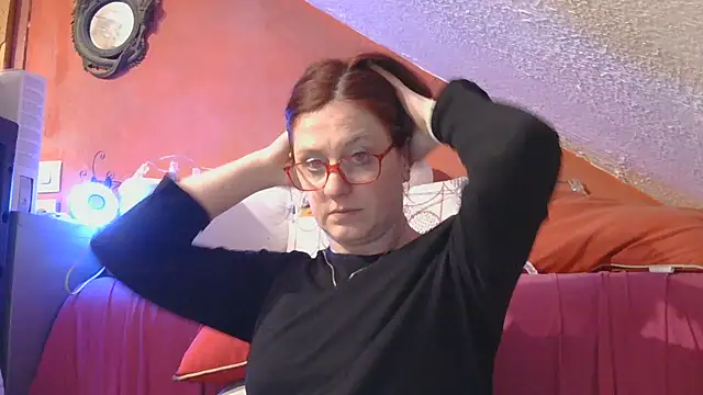 Snapshot of lanax chatting on May 12, 2026, 12:11 pm lanax online show from May 12, 2026, 12:11 pm