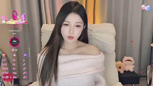 Snapshot of 7-Love chatting on January 9, 2026, 12:45 pm 7-Love online show from January 9, 2026, 12:45 pm