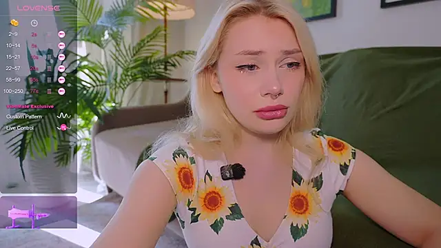 Meukotis online show from October 3, 2025, 8:27 am