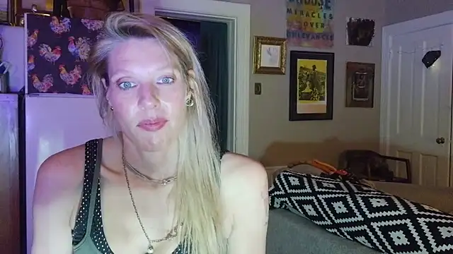 Glamazonx online show from March 1, 2026, 2:22 am