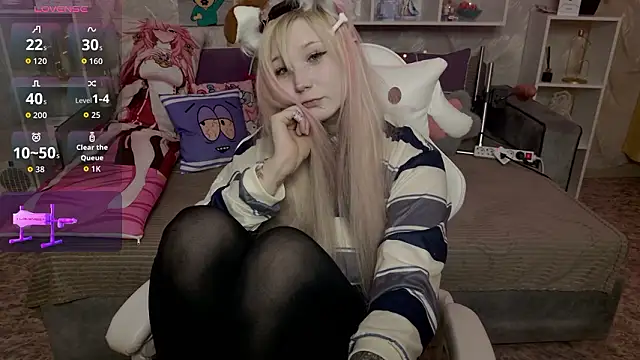 MeowkaKitty online show from March 29, 2026, 1:40 am