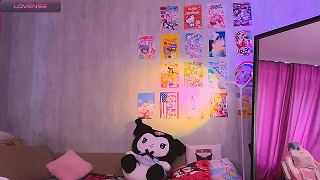 Snapshot of Britney_Lynch chatting on February 27, 2026, 7:08 am Britney Lynch online show from February 27, 2026, 7:08 am