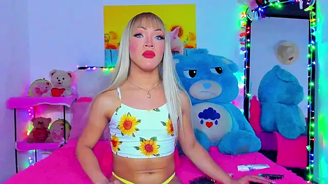 Snapshot of Candy_Candy__ chatting on December 27, 2024, 8:39 pm Candy Candy online show from December 27, 2024, 8:39 pm