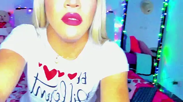 Snapshot of Candy_Candy__ chatting on December 22, 2024, 1:23 am Candy Candy online show from December 22, 2024, 1:23 am