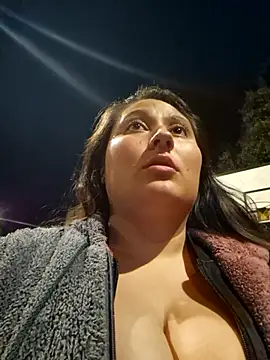 Snapshot of Celeem_ chatting on January 14, 2026, 4:16 am Celeem online show from January 14, 2026, 4:16 am