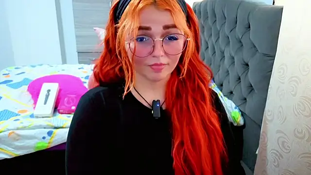 Alexatexa2929 online show from March 6, 2026, 8:15 pm