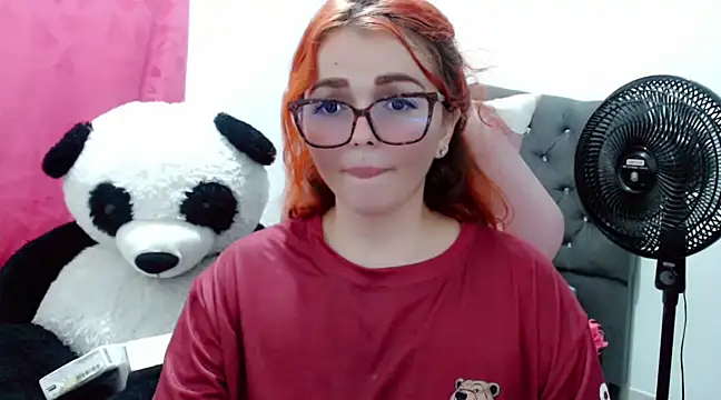 Alexatexa2929 online show from February 3, 2025, 2:58 am