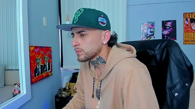 Snapshot of Drako_Lamar chatting on March 10, 2025, 3:52 pm Drako Lamar online show from March 10, 2025, 3:52 pm