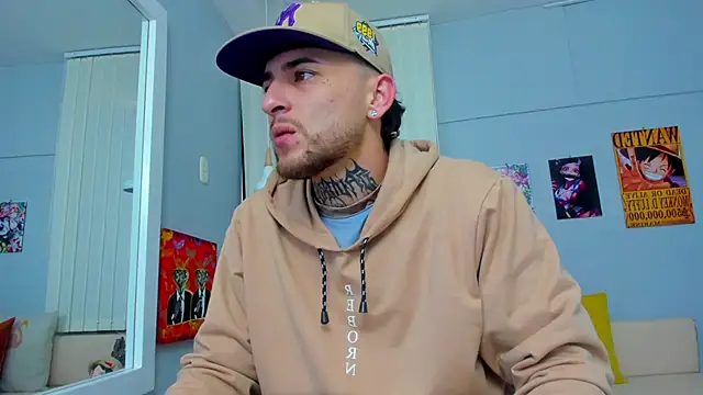 Snapshot of Drako_Lamar chatting on March 11, 2025, 12:28 pm Drako Lamar online show from March 11, 2025, 12:28 pm